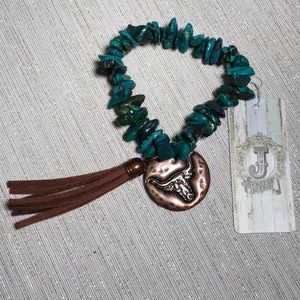 JEWELRY JUNKIE- TURQUOISE STONE LONGHORN BRACELET